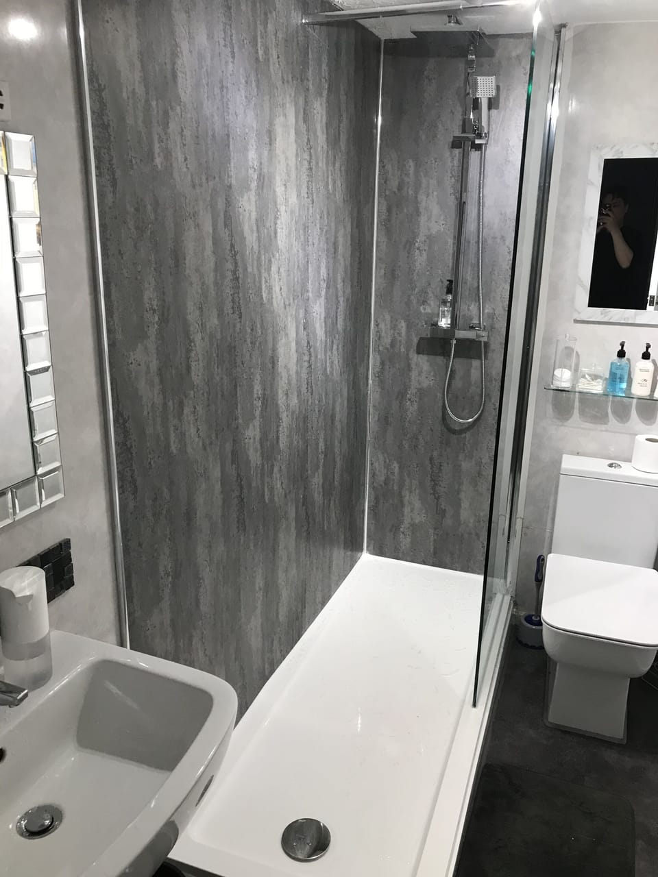 Twin Room, Shared Bathroom | Bathroom