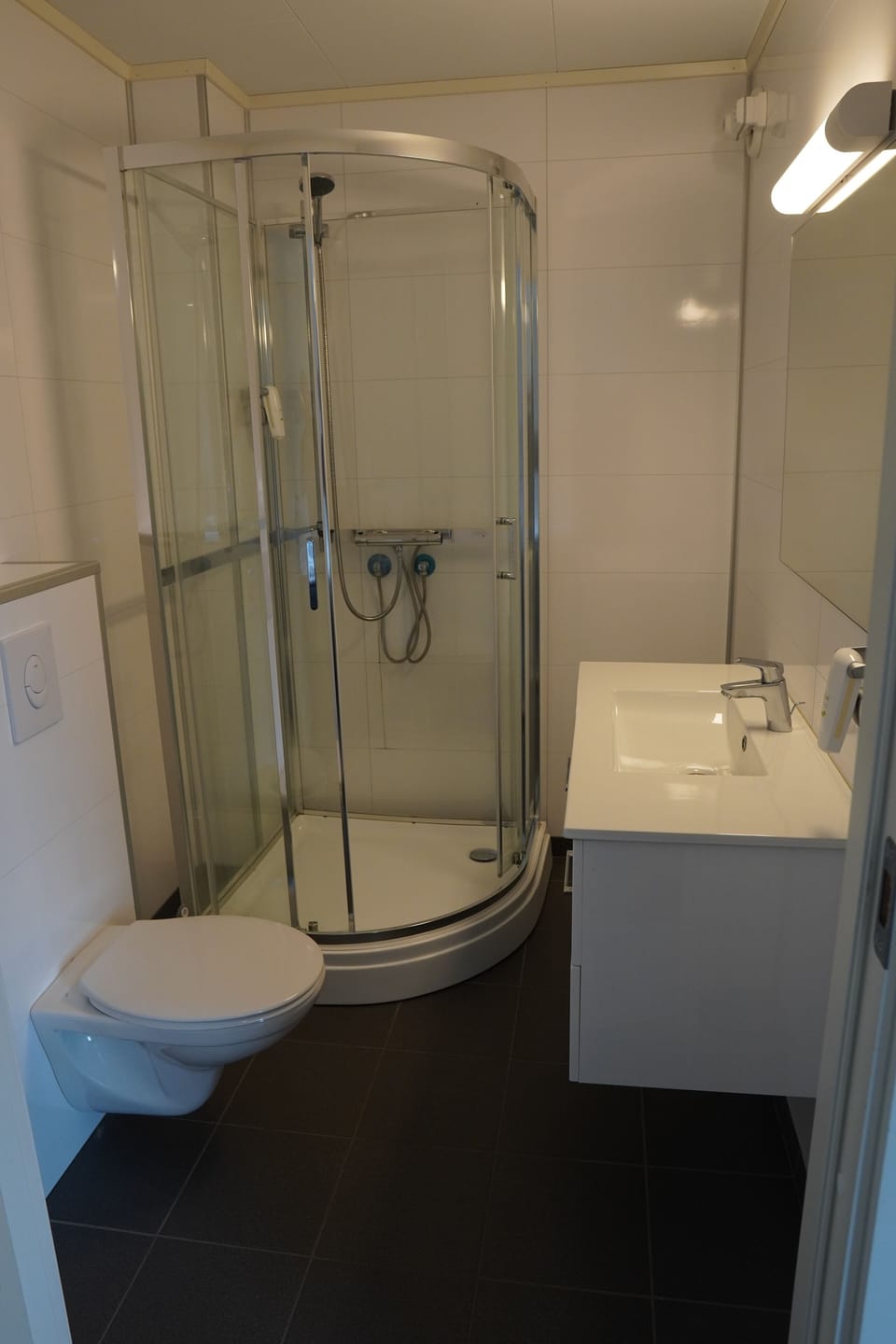 Double Room, Ocean View | Bathroom | Shower, towels, soap, shampoo