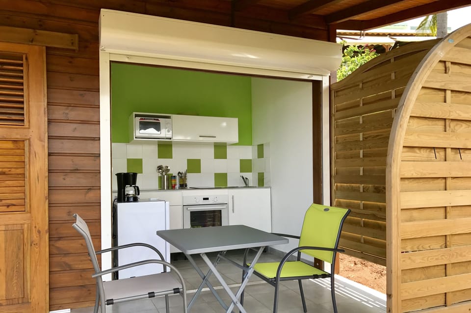 Traditional Chalet, 1 Double Bed, Sea View | Terrace/patio
