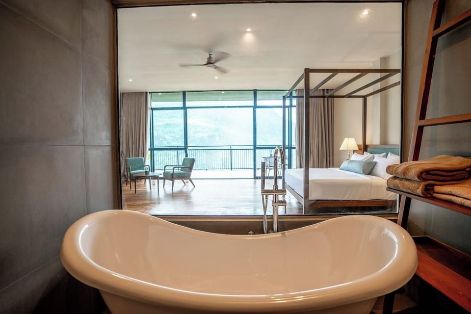 Junior Suite | 1 bedroom, premium bedding, minibar, in-room safe