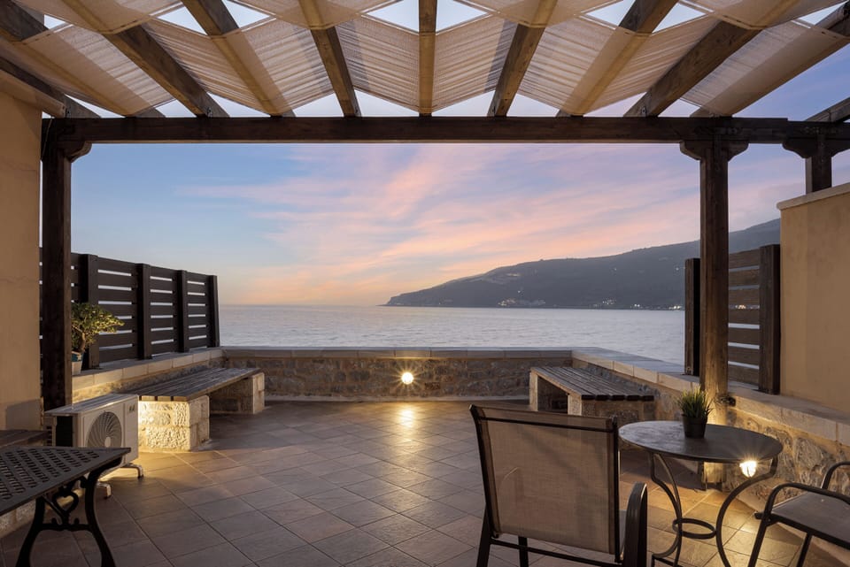 Deluxe Villa, Balcony, Sea View | Balcony