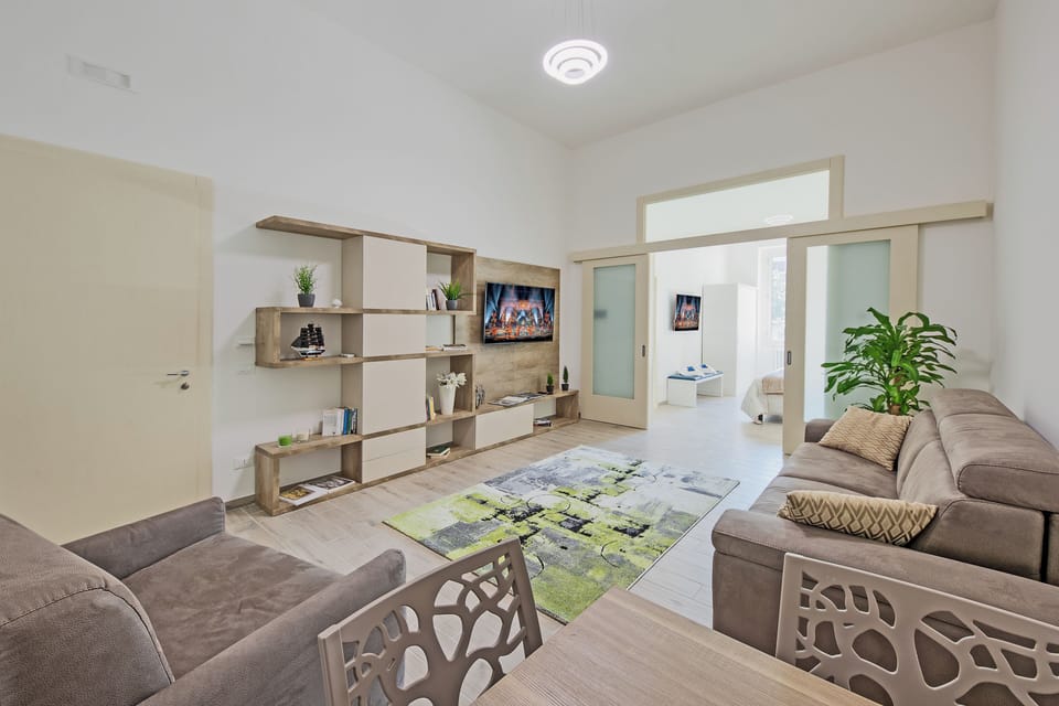 Suite | Minibar, in-room safe, WiFi (free)