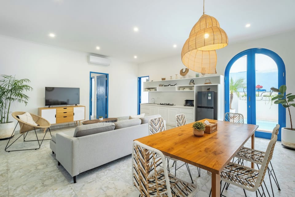 Family Villa, Pool View | 6 bedrooms, in-room safe, desk, laptop workspace