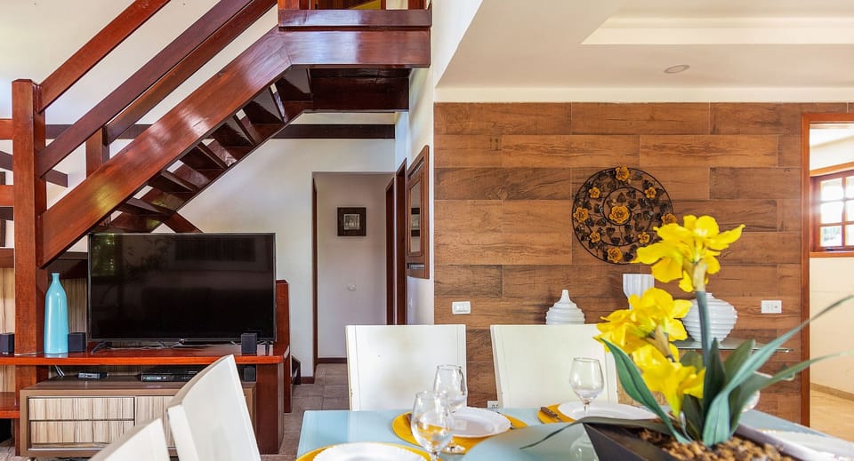 Villa | Dining