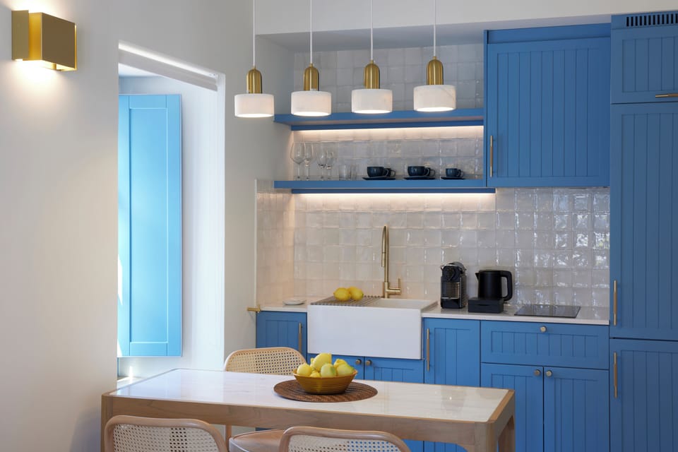 Signature Suite | Private kitchen | Espresso maker, coffee/tea maker, electric kettle