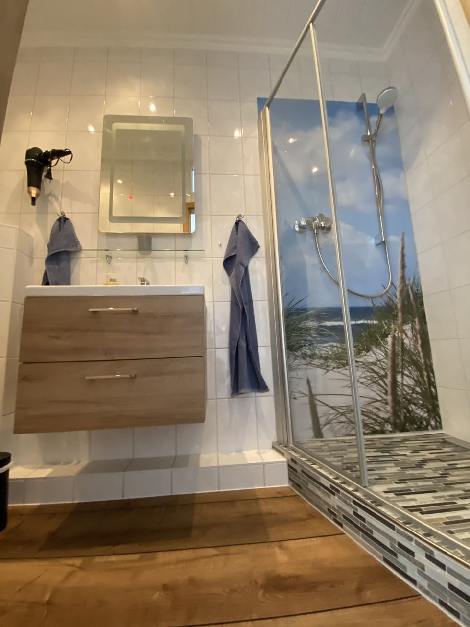 Classic Apartment, 1 Bedroom, Kitchen (Cleaning Fees 40€) | Bathroom