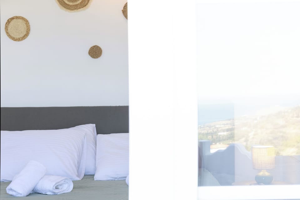 Superior Double Room, Balcony, Sea View | Room amenity