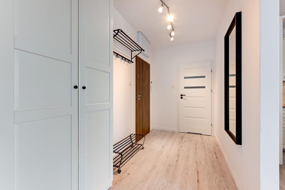 Comfort Apartment, 1 Bedroom, Balcony, River View ((4 Adults) 35) | Living area | Flat-screen TV
