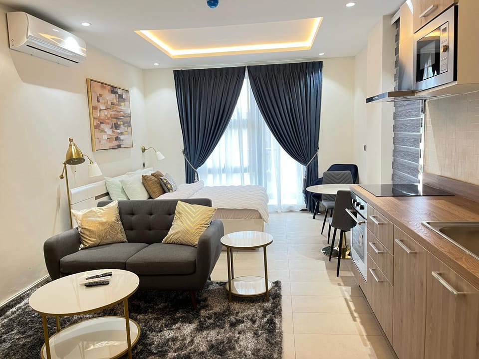 Standard Studio | Living area