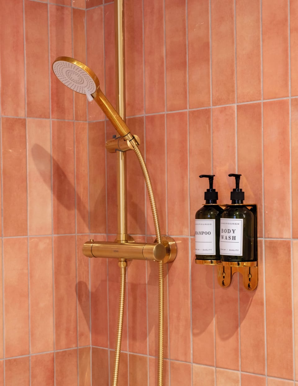 Shower, hair dryer, heated floors, towels