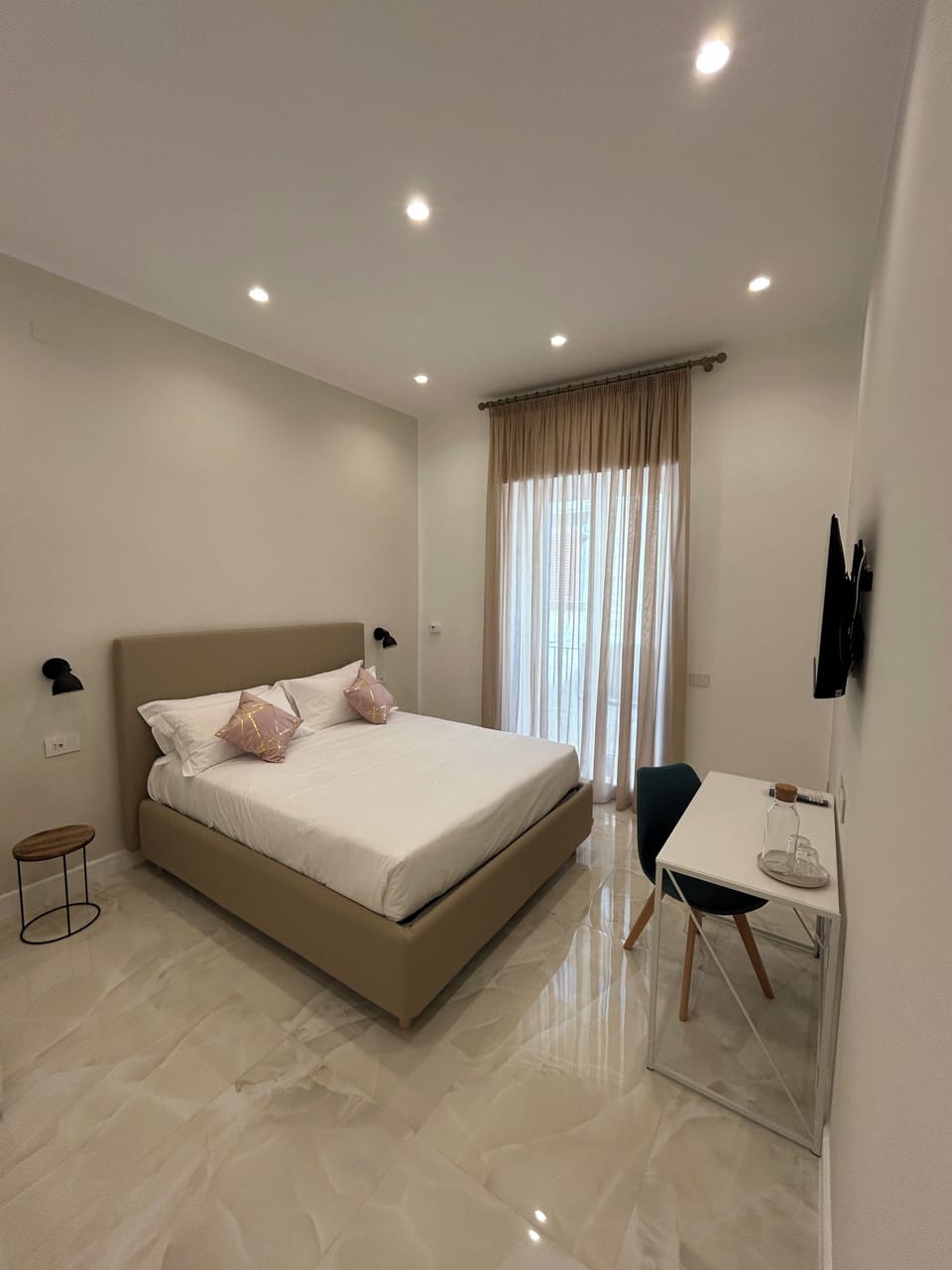 Superior Double or Twin Room | Desk, WiFi (free)
