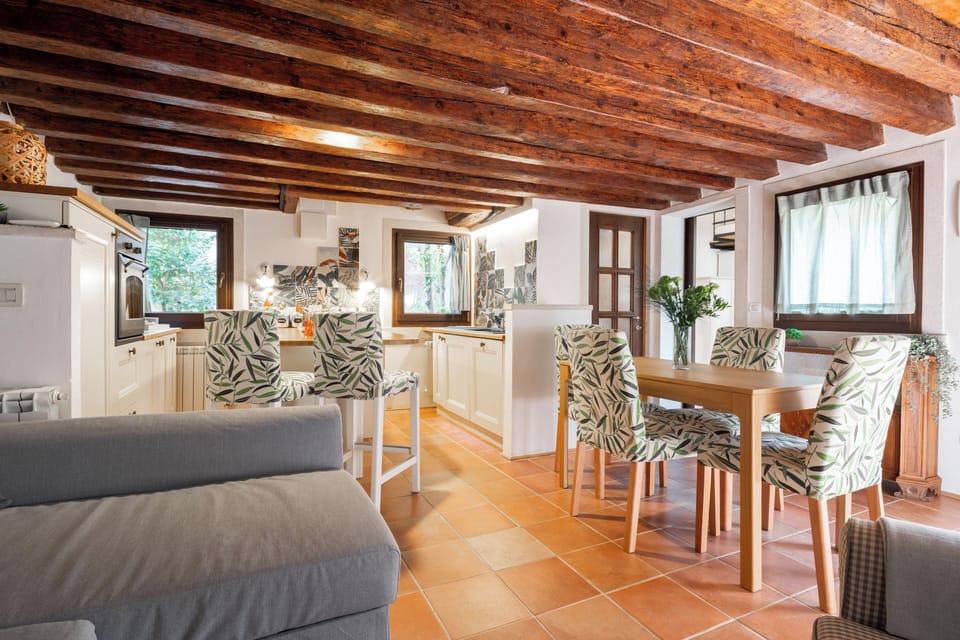 Apartment, Garden View | Living area
