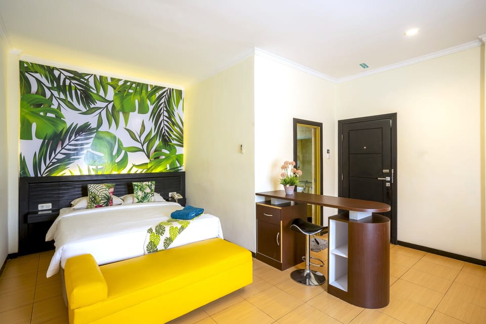 Junior Suite | Desk, laptop workspace, soundproofing, WiFi (free)