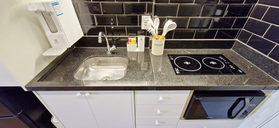 Standard Apartment | Private kitchen | Coffee/tea maker