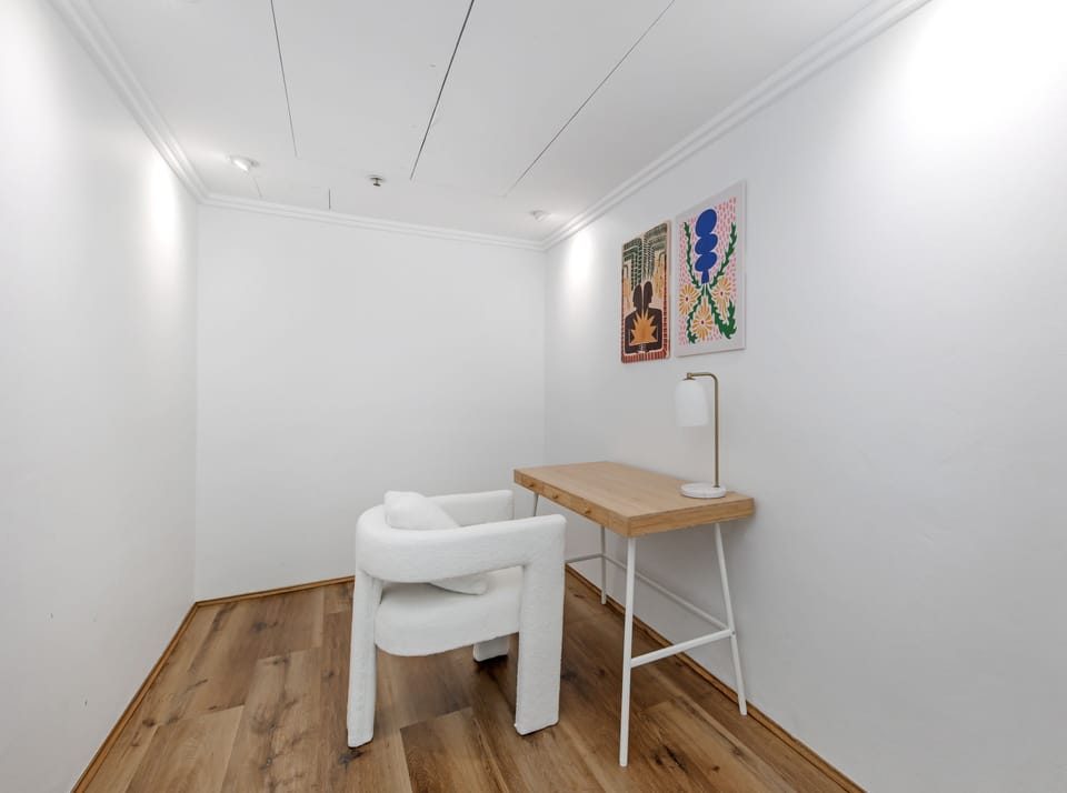Apartment, 3 Bedrooms, City View (NSY591-2101) | Living area | Flat-screen TV