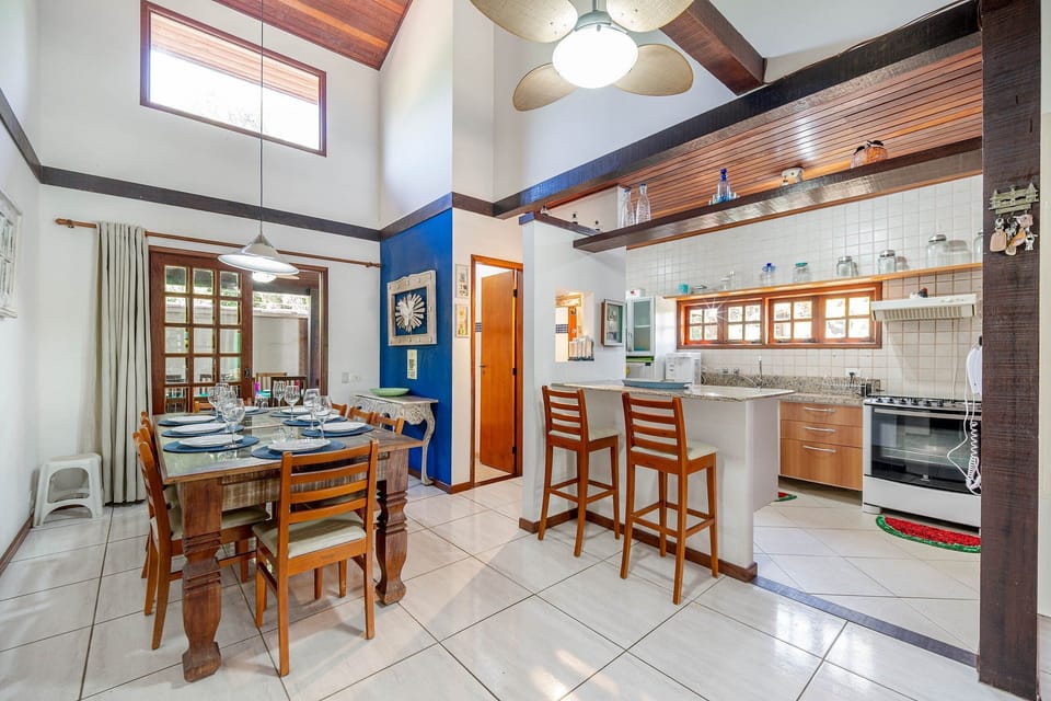 Villa | Dining