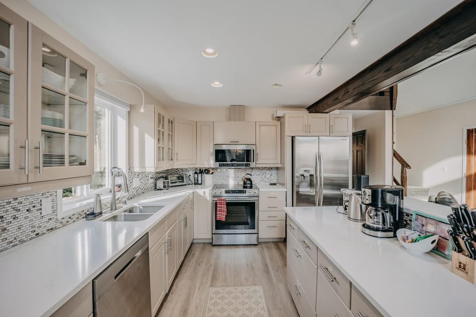 Cabin, 3 Bedrooms, Balcony | Interior