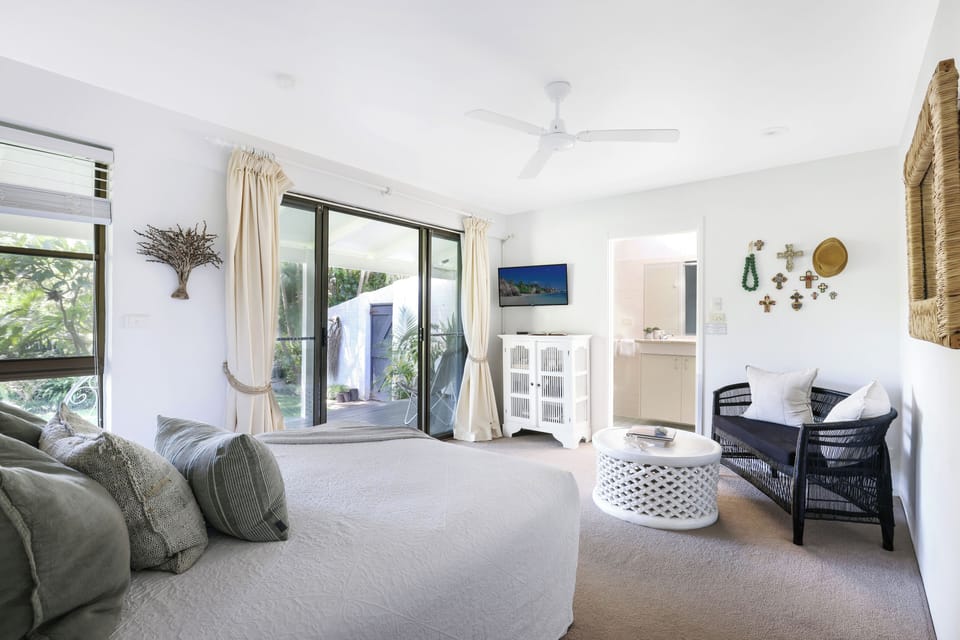 Double Room, Garden View | Pillowtop beds, individually decorated, individually furnished