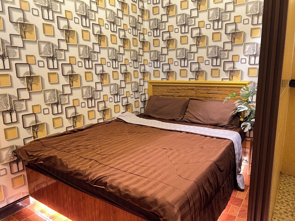 Basic Single Room | Free WiFi