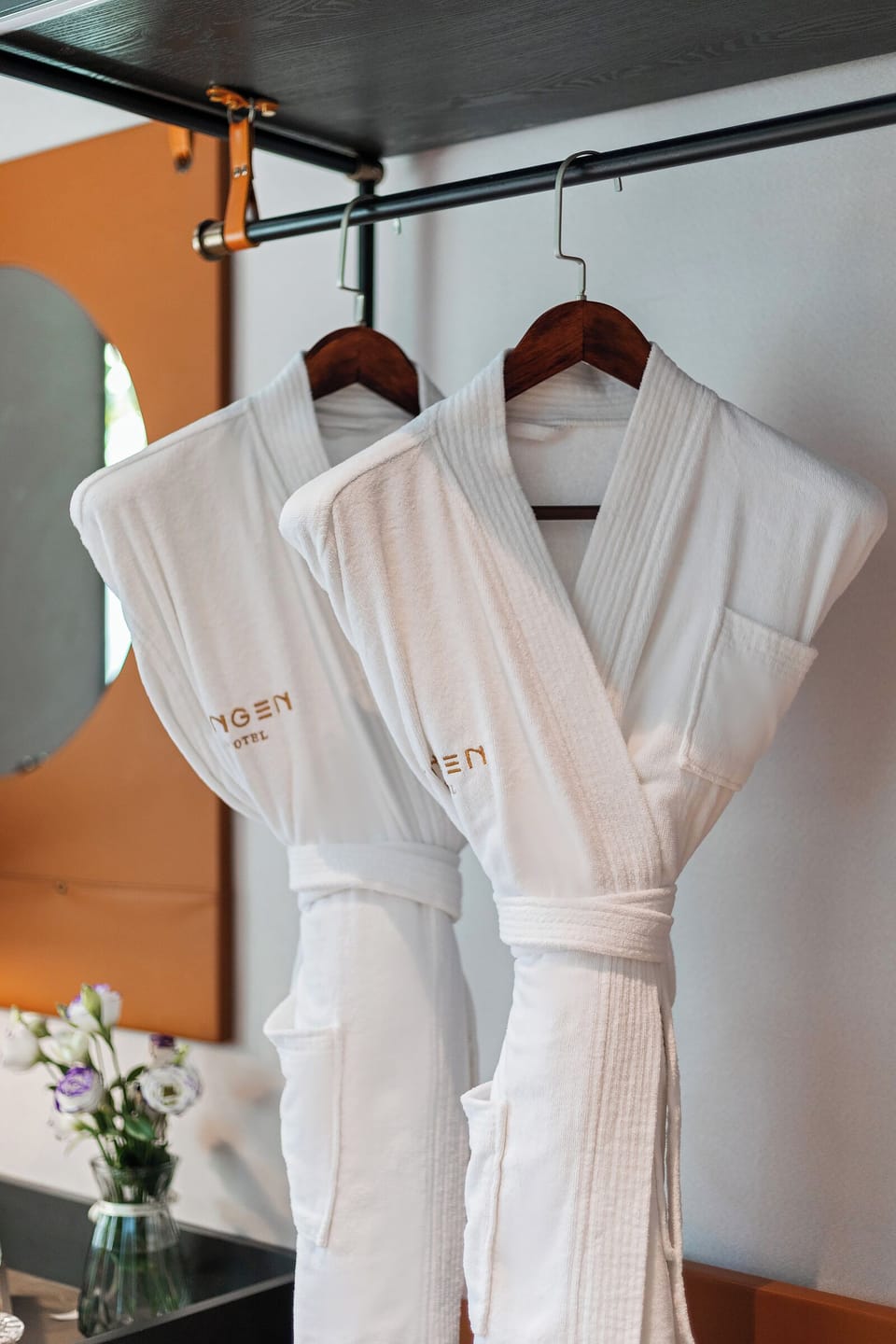 Room amenity