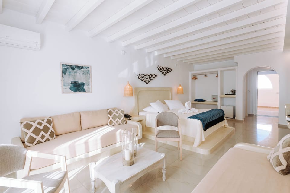 Quadruple Room | In-room safe, free WiFi
