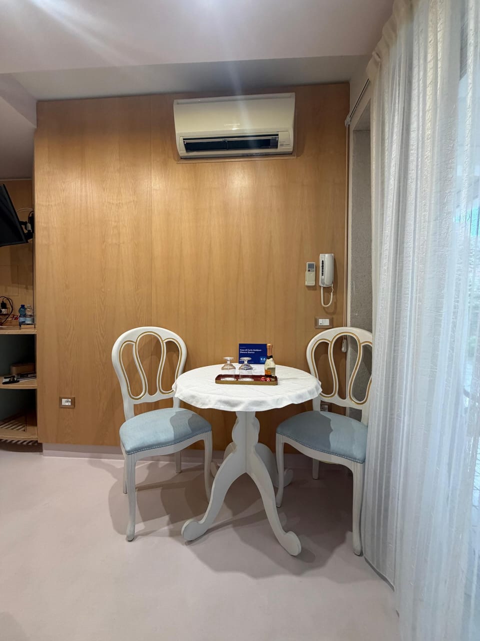 Deluxe Double Room | Minibar, in-room safe, desk, laptop workspace