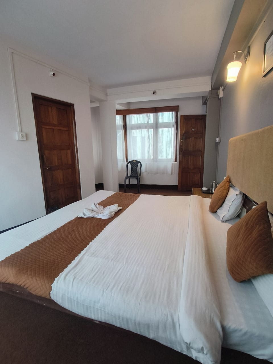 Deluxe Double Room, Balcony, Mountain View | Free WiFi