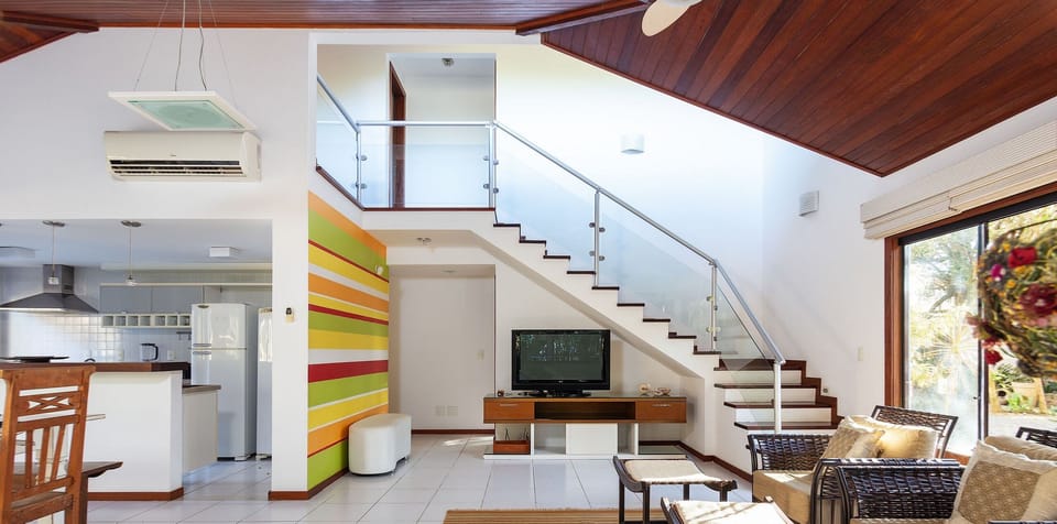 Deluxe House, 4 Bedrooms, Air conditioning | Living area