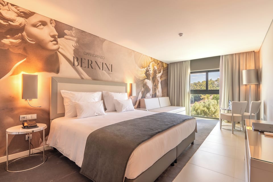 Minibar, in-room safe, free WiFi, bed sheets
