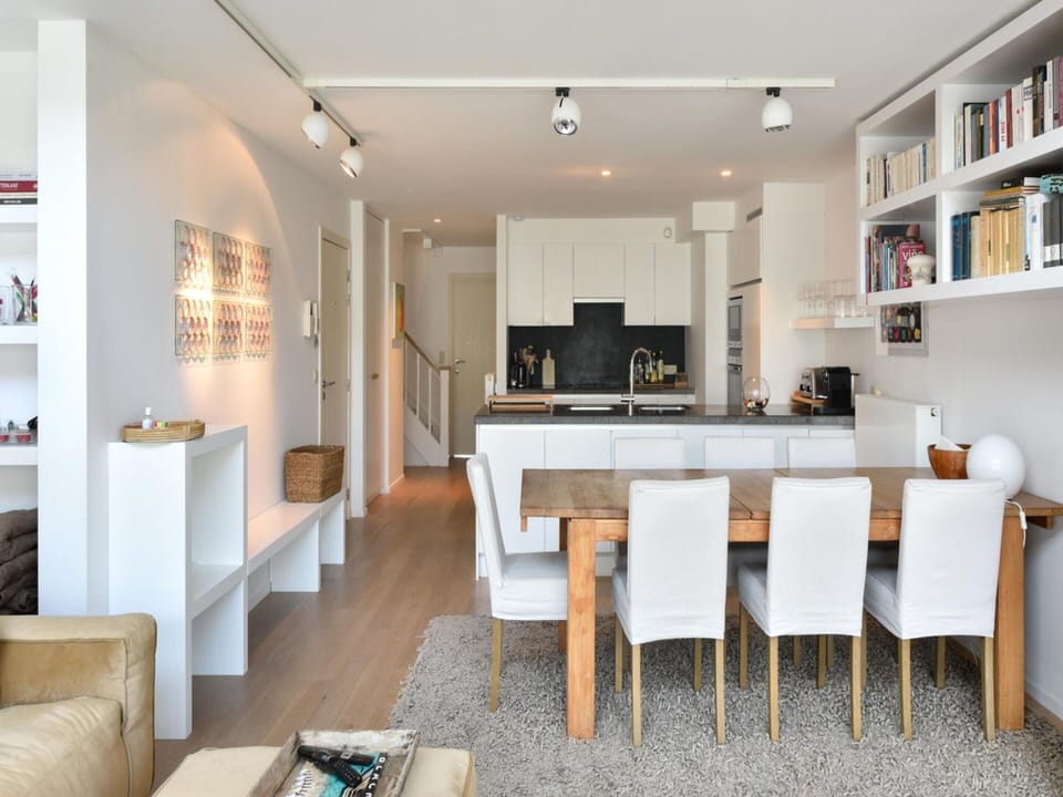 Apartment | Dining