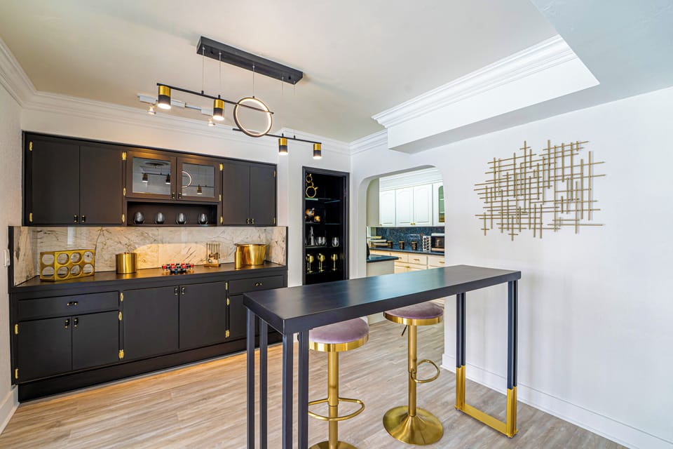 Deluxe House, 6 Bedrooms, Garden View | Minibar