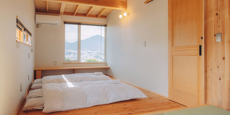 Down comforters, iron/ironing board, free WiFi, bed sheets