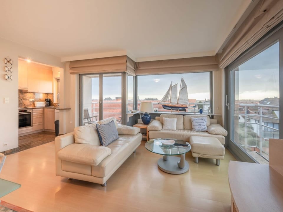 Apartment | Living area