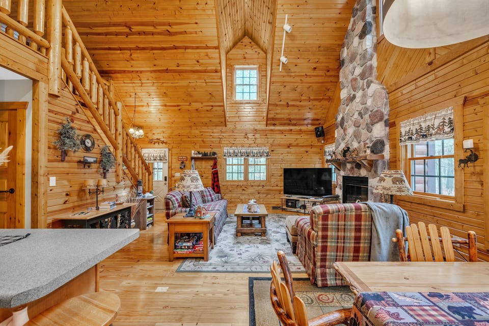 Cabin, 2 Bedrooms | Interior