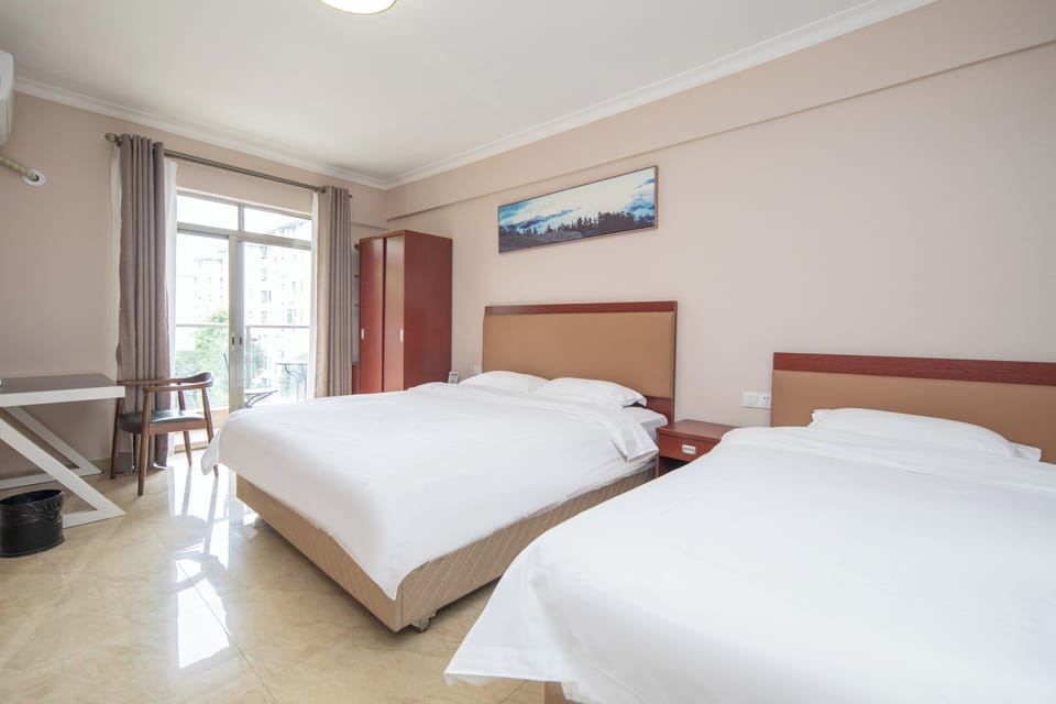 Comfort Double or Twin Room, 1 Bedroom, Garden View | Egyptian cotton sheets, down comforters, memory foam beds, desk