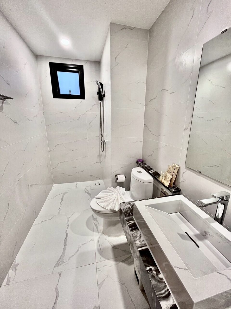 Standard Single Room, Non Smoking, Air conditioning | WiFi (free)