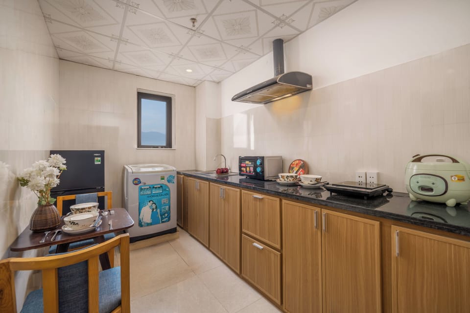 Penthouse, 2 Bedrooms | Private kitchen