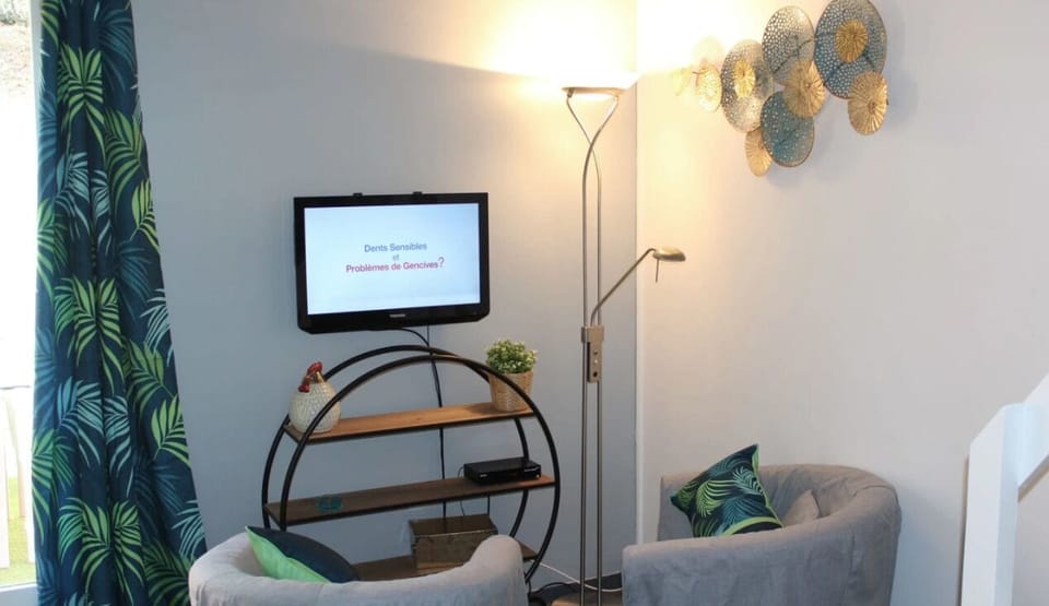 Family Apartment, Garden View | Living area