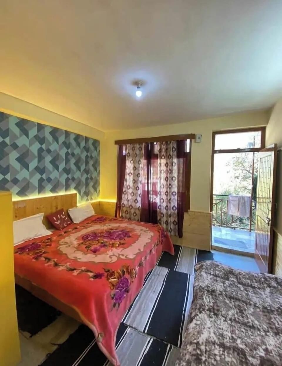 Basic Single Room, City View
