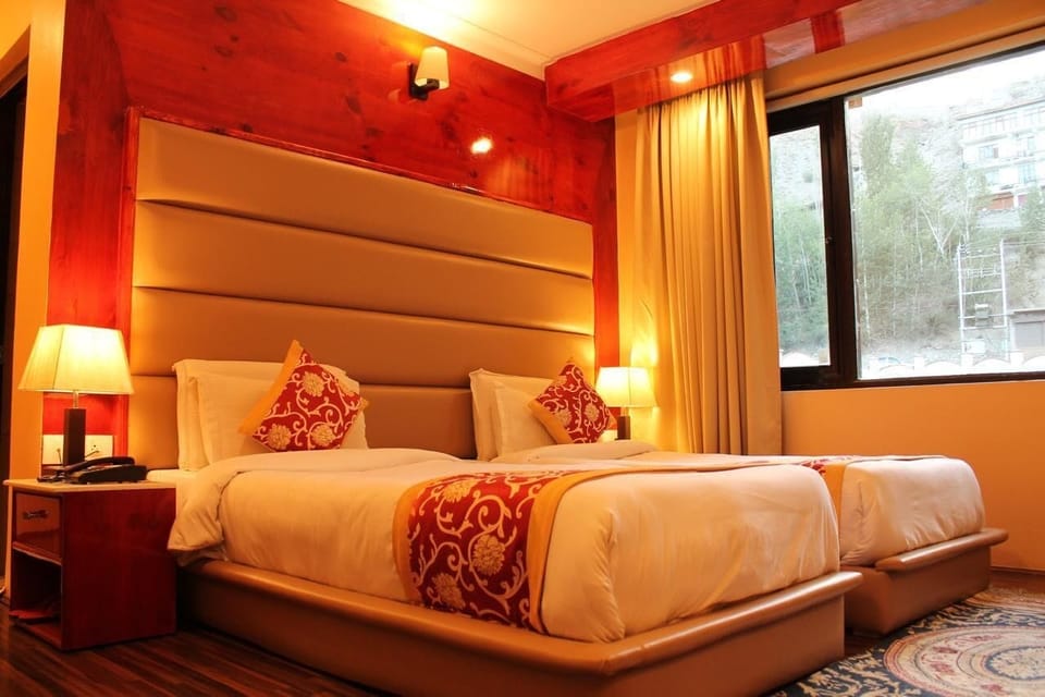 Deluxe Double or Twin Room | WiFi (free)