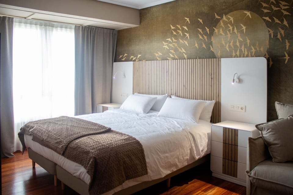 Comfort Quadruple Room | Desk, laptop workspace, WiFi (free)