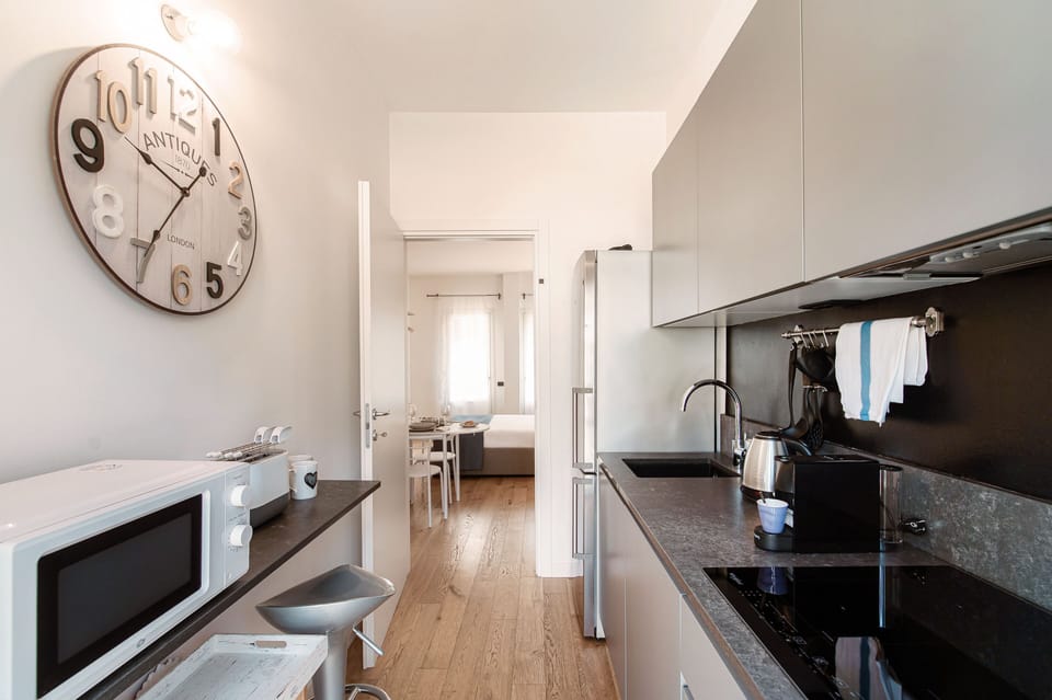Apartment | Private kitchen | Full-size fridge, microwave, oven, stovetop