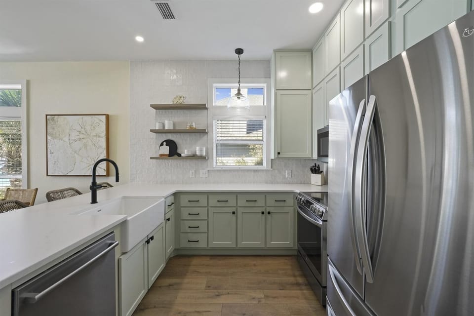 House, Multiple Beds (Rays on 30A) | Private kitchen | Oven, toaster