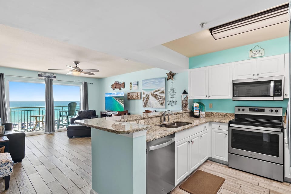Condo, 1 King Bed with Sofa bed (Pelican Isle 411) | Private kitchen | Oven, toaster