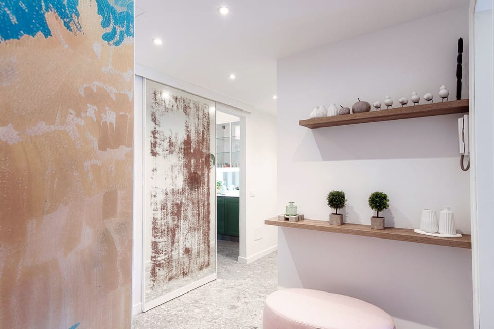 Apartment | 2 bedrooms, premium bedding, down comforters, iron/ironing board