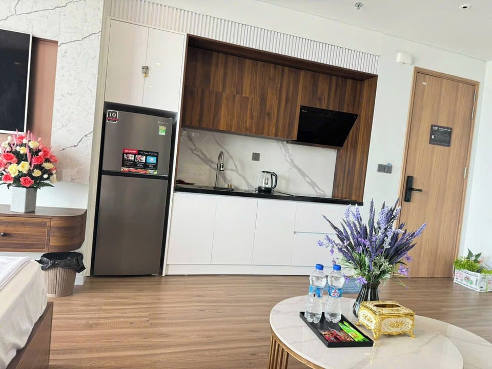 Superior Quadruple Room, Sea View | In-room safe, laptop workspace, free WiFi