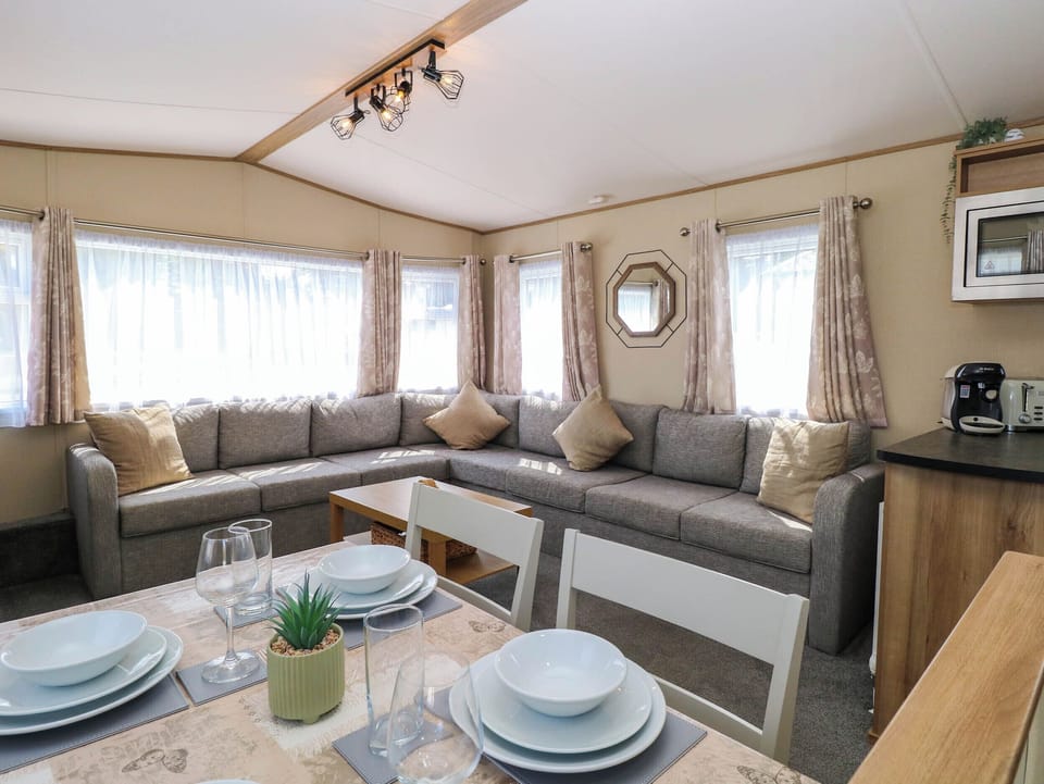 Cottage | Living area