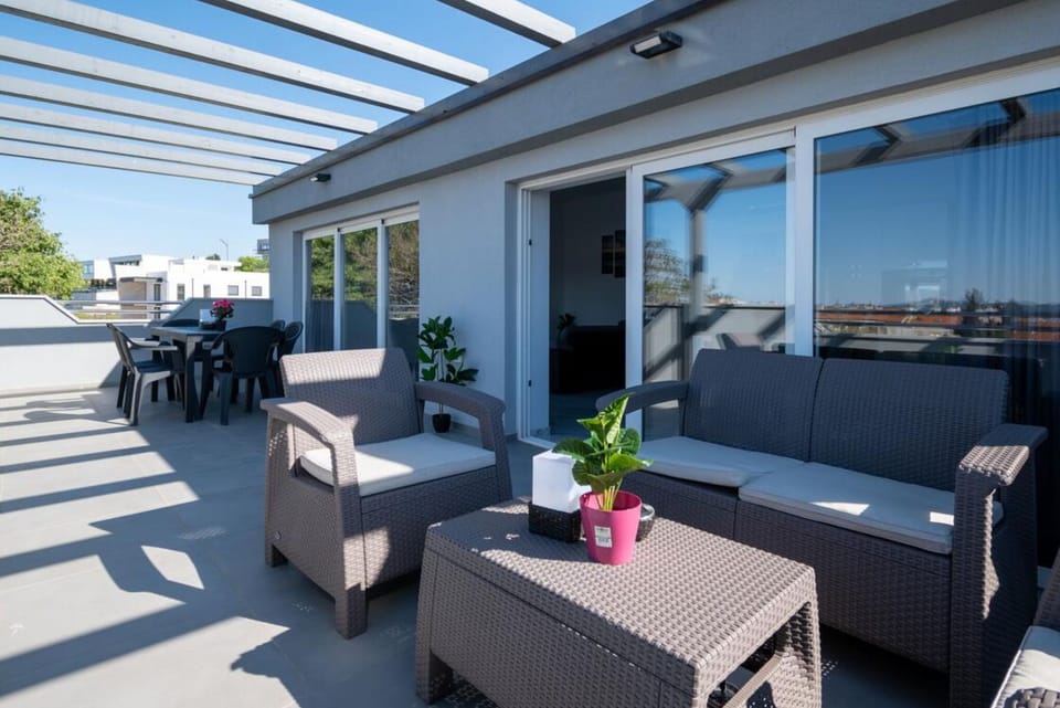 Apartment (Panoramic View Apartment ILM) | Terrace/patio