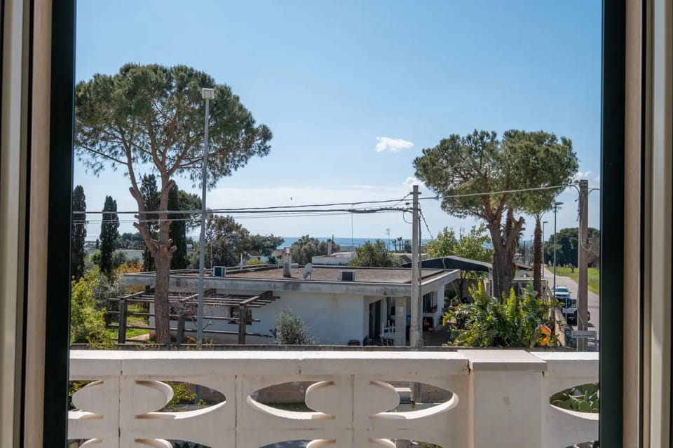 Apartment, 1 Bedroom, Smoking, Ocean View | Interior