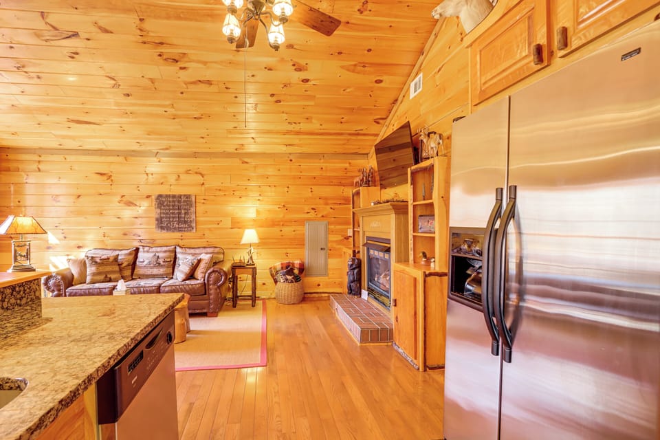 House (2 Bedrooms) | Interior